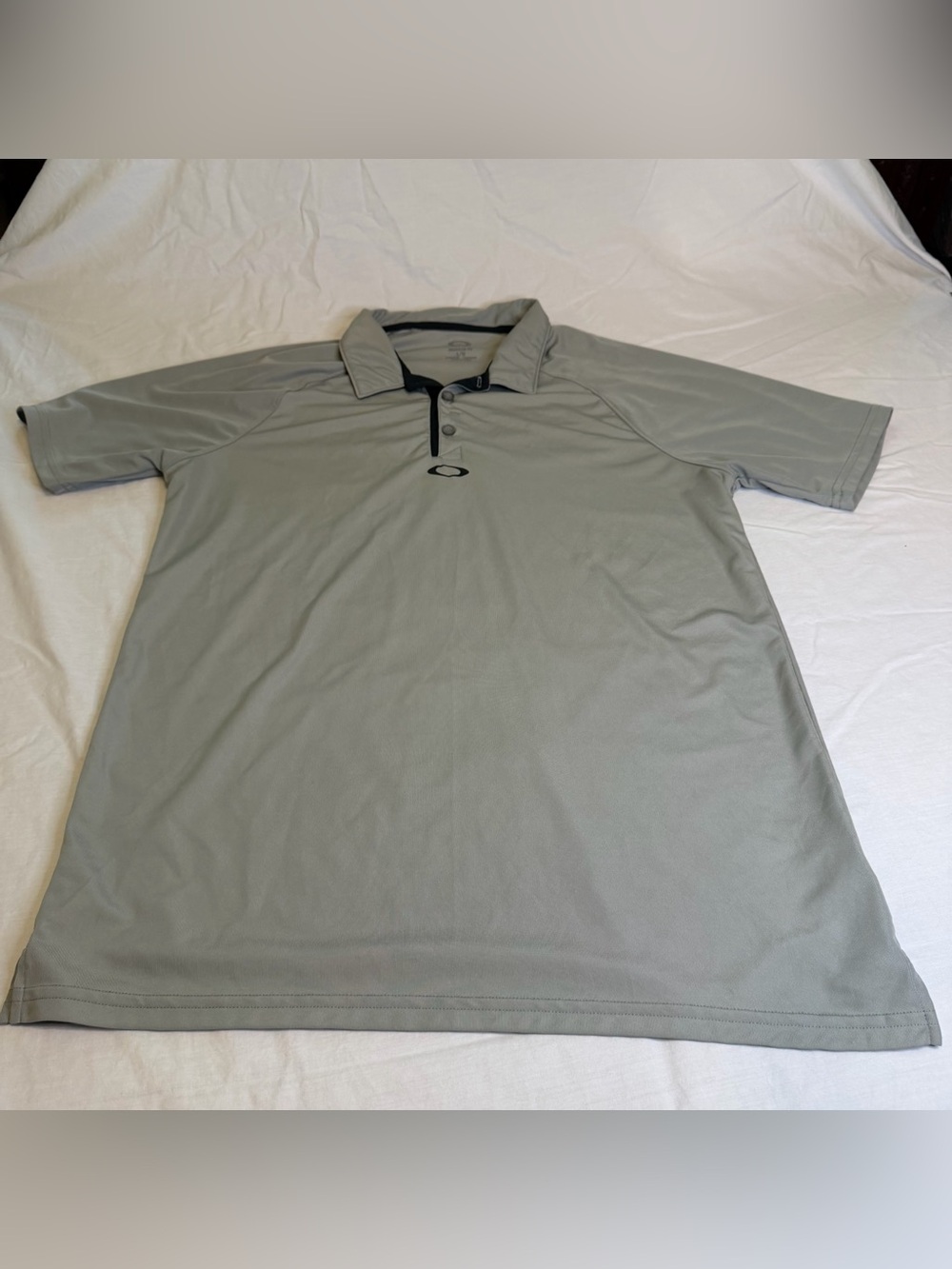Oakley Men's Light Gray Polo with Contrast Trim. Size Large